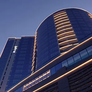5* Otel Radisson Blu Hotel, Waterfront